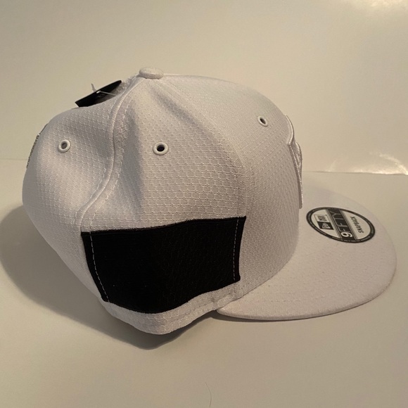 White Las Vegas Raiders New Era  9Fifty SnapBack - Picture 4 of 11